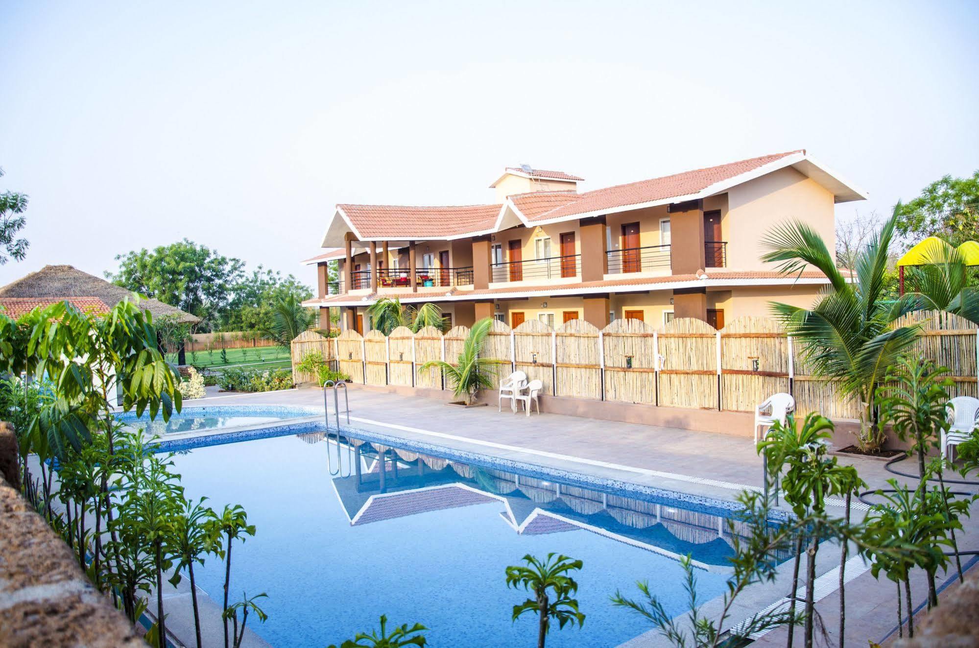 Dream Valley Resort Гайдарабад Екстер'єр фото